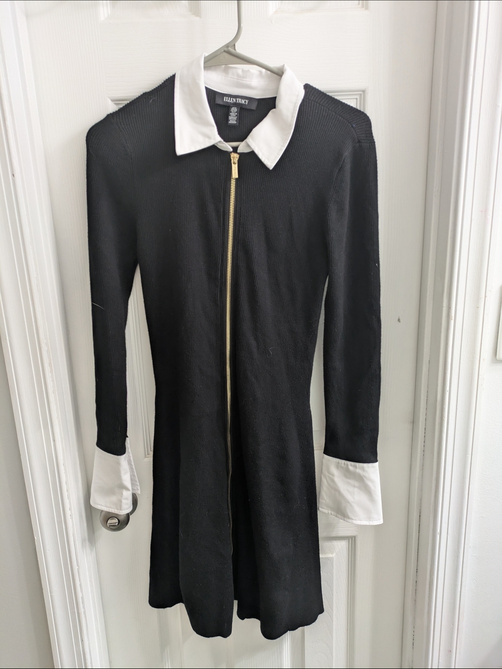 Ellen Tracy Black Knit Zip-Front Midi Dress with White Collar & Cuffs Size S